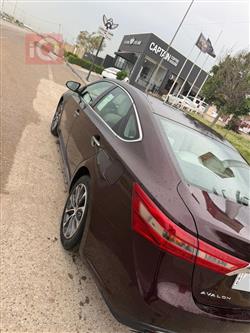 تويوتا أفالون